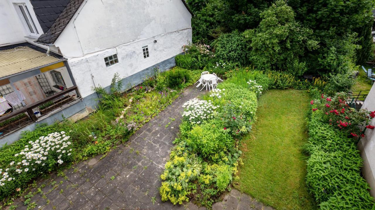 Hinter Burg, Haus Mit Garten 마이엔 외부 사진