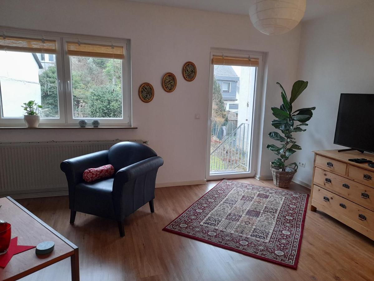 Hinter Burg, Haus Mit Garten 마이엔 외부 사진